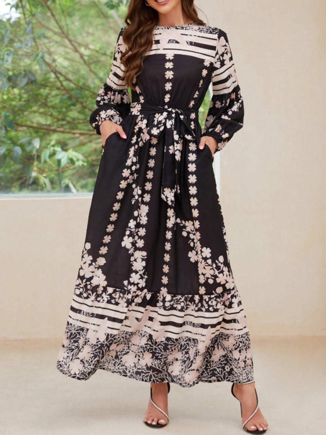 Printed Round Neck Long Sleeve Maxi Dress with Pockets.