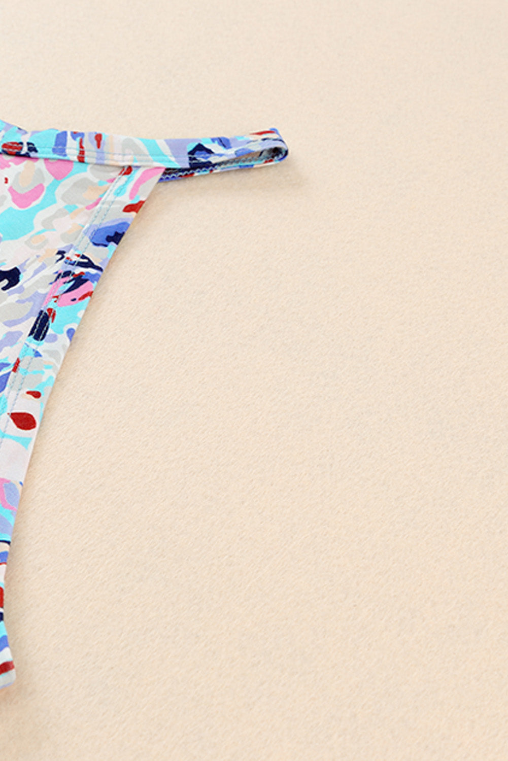 Printed round neck tank top.