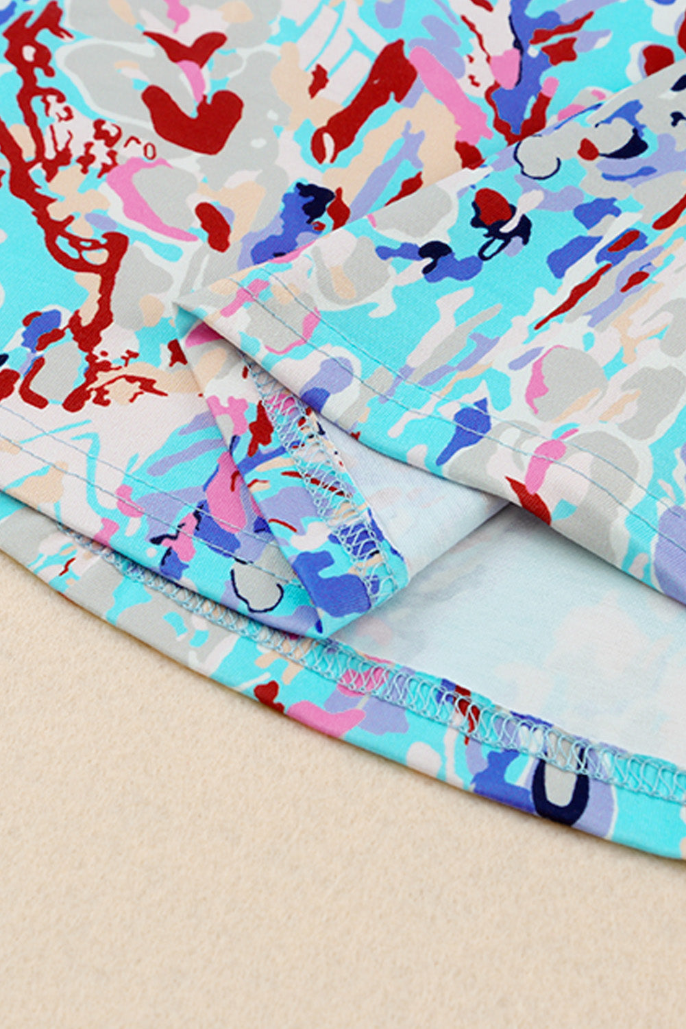 Printed round neck tank top.