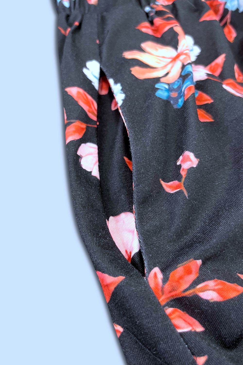 Double Take Printed Scoop Neck Sleeveless Buttoned Magic Dress with Pockets.