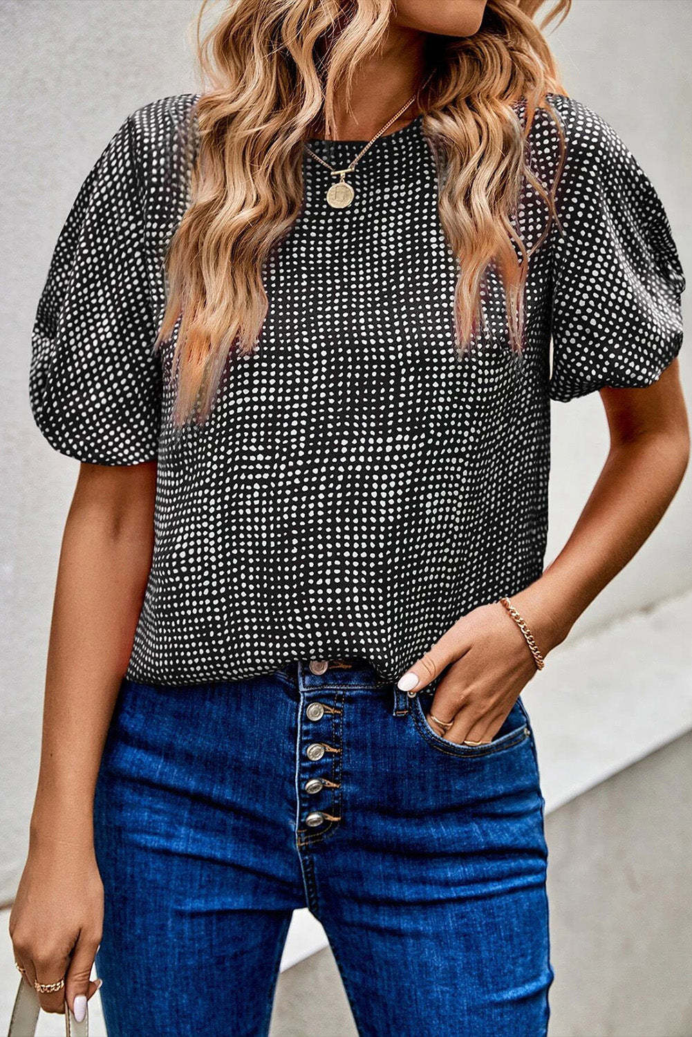 Printed Short Puff Sleeve Blouse.