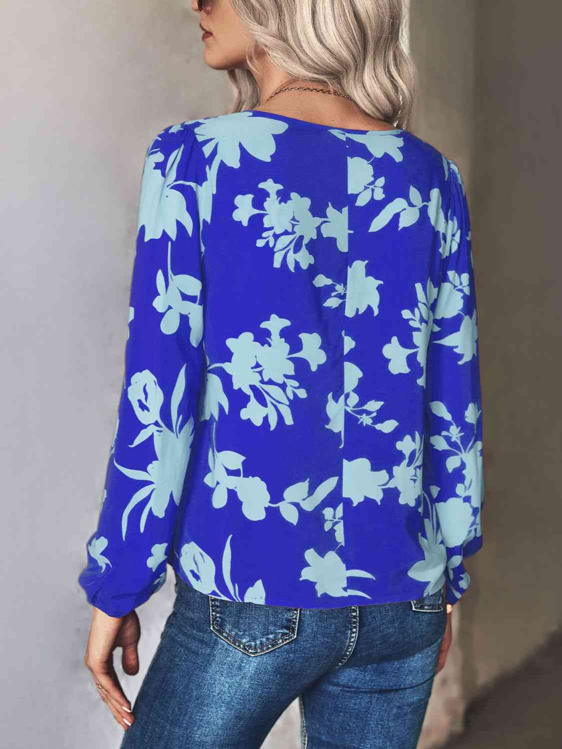 Printed Tie Neck Long Sleeve Blouse.