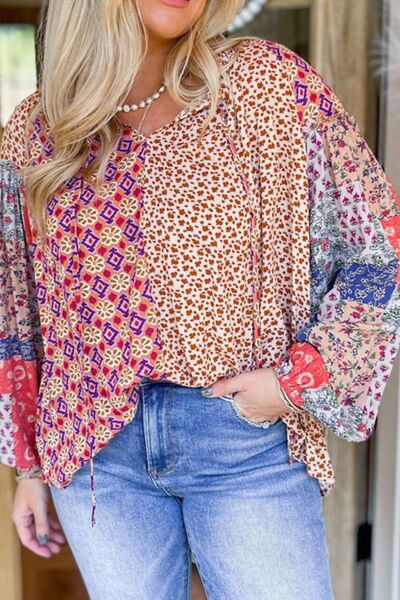 Printed Tie Neck Long Sleeve Blouse with Tied.