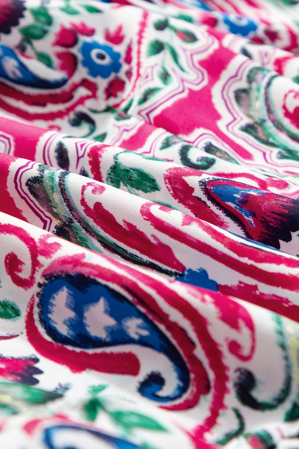 Printed Tie Neck Short Sleeve Dress.