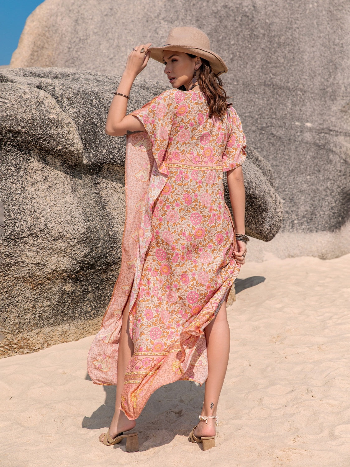 Printed Tie Neck Short Sleeve Dress.