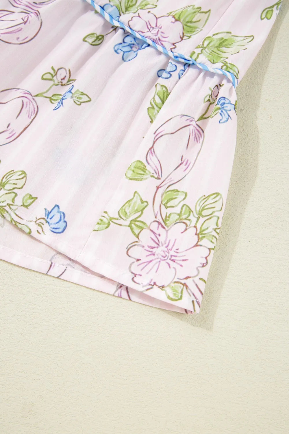 Printed Tie Neck Short Sleeve Mini Dress.