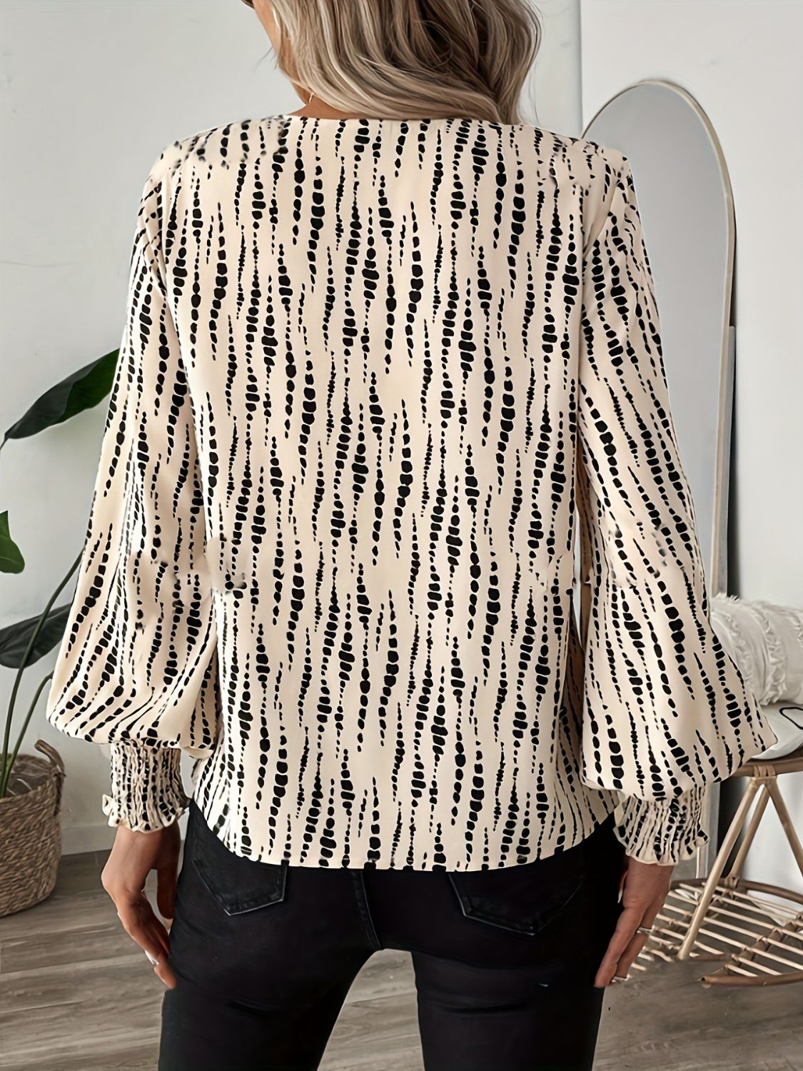 Printed V-Neck Lantern Sleeve Blouse.