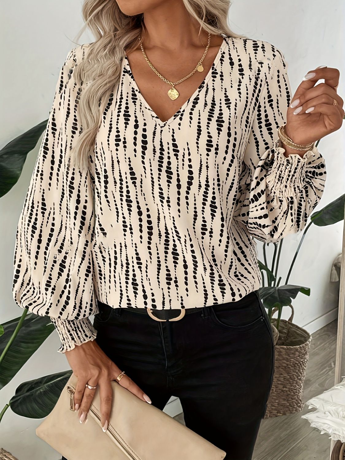 Printed V-Neck Lantern Sleeve Blouse.