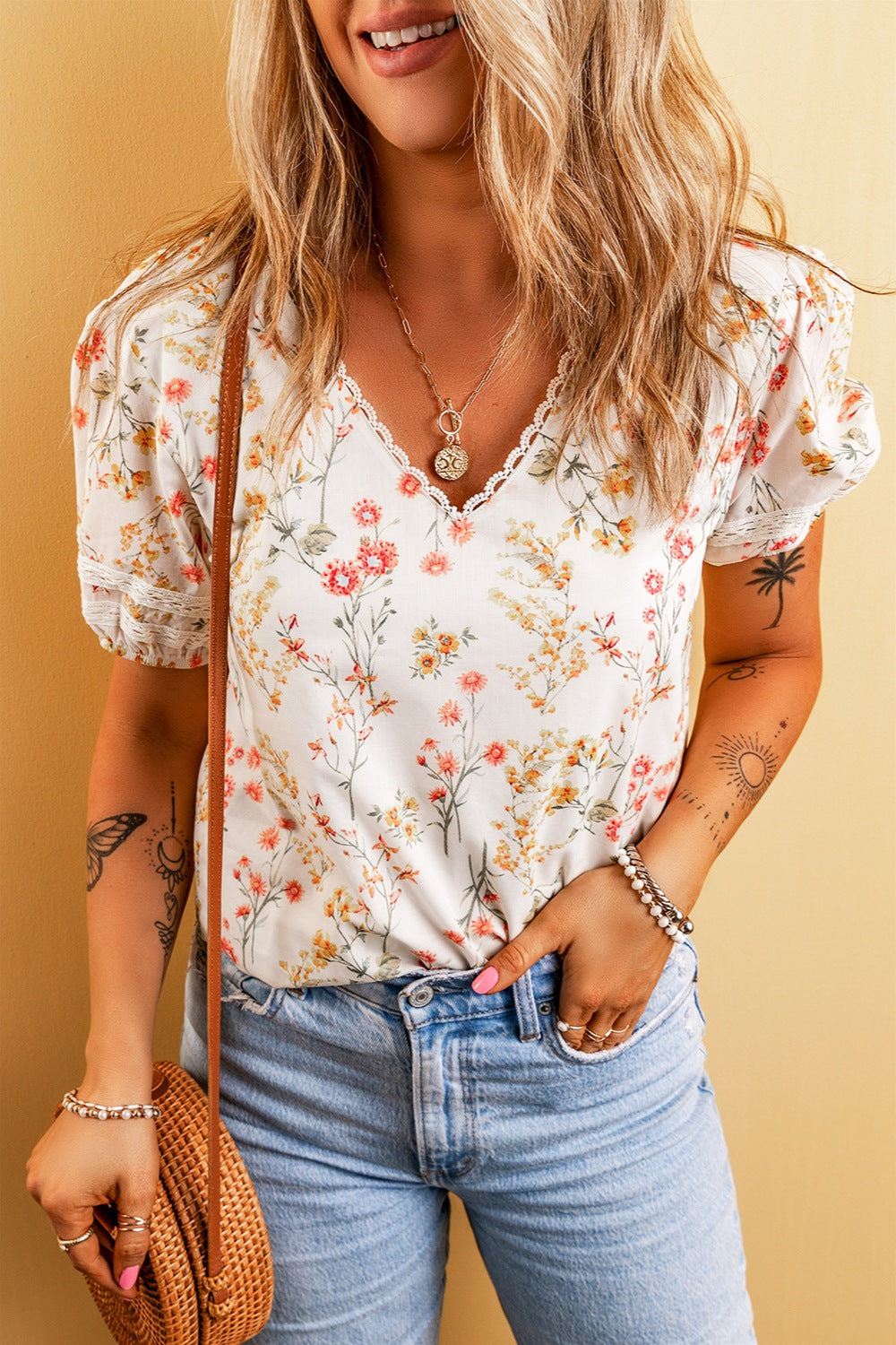 Printed V-Neck Puff Sleeve Blouse.