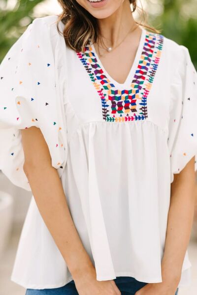 Printed V-Neck Puff Sleeve Top.