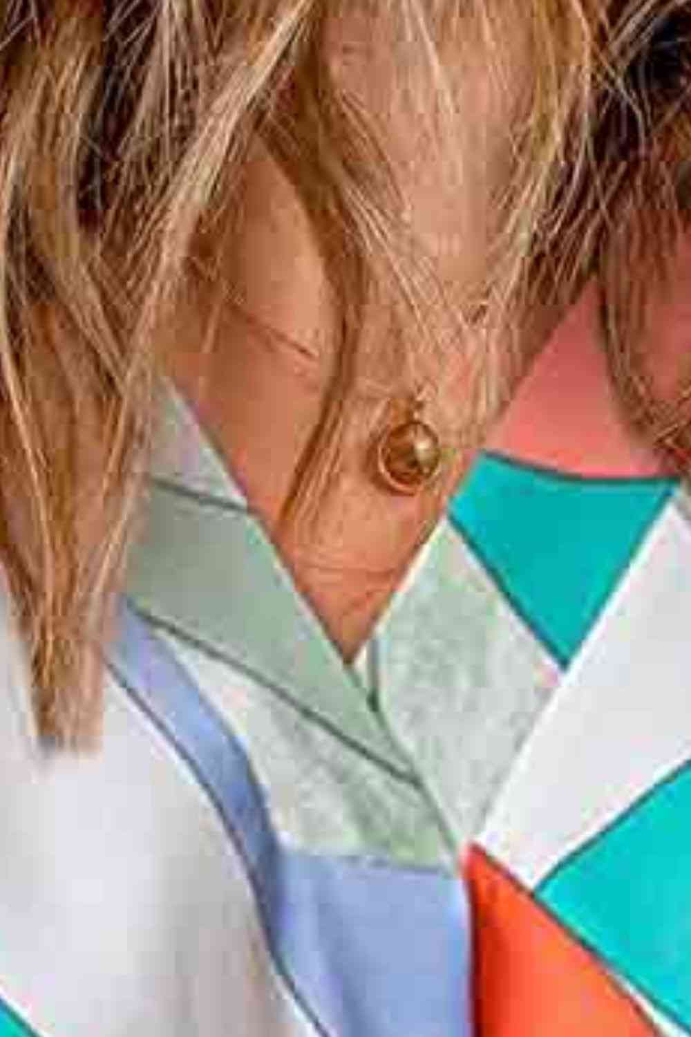 Printed V-Neck Short Sleeve Blouse.