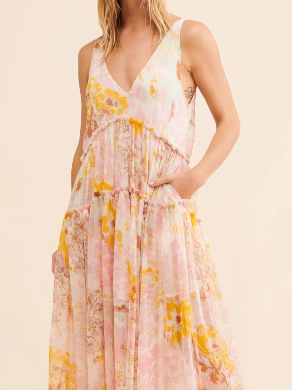 Umgee Plus Size Floral Print Notched Tie Waist Mini Dress.