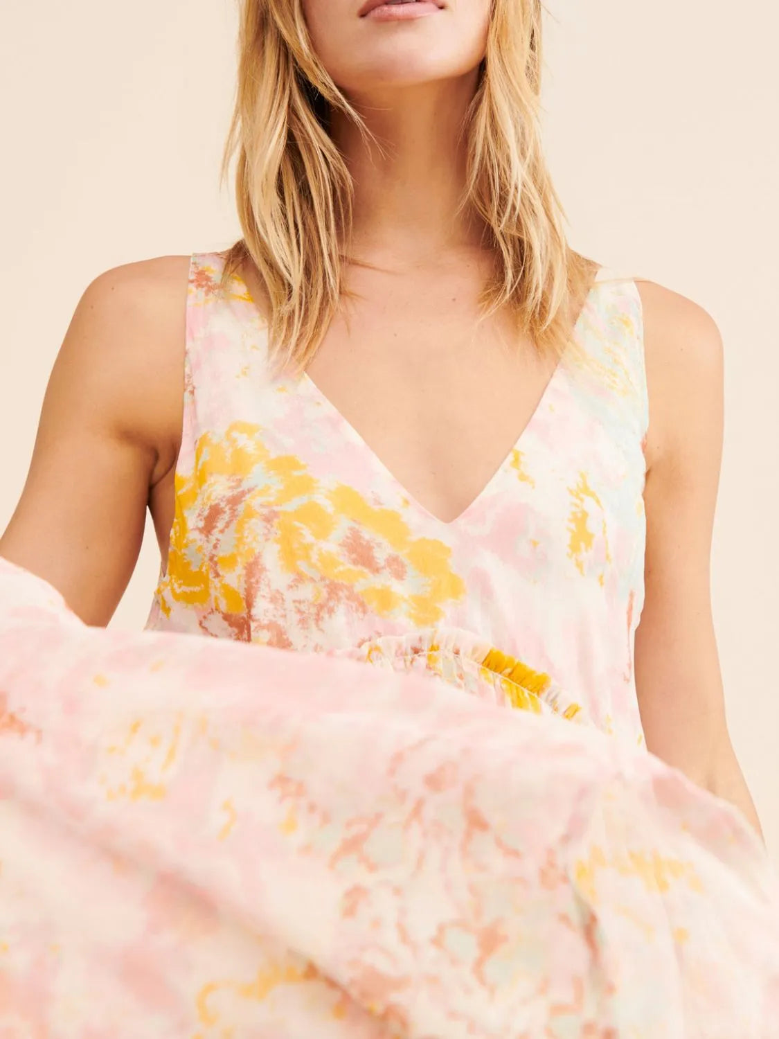 Floral Print Pipping Trim Ruffled Cap Sleeve Mini Dress.