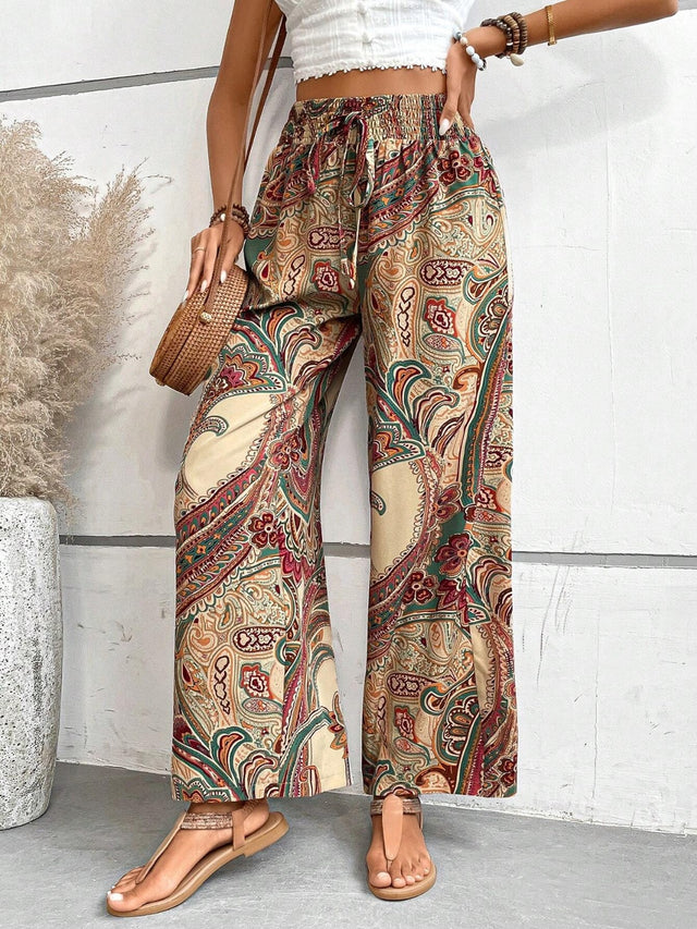 Printed wide leg pants with tie, opaque.