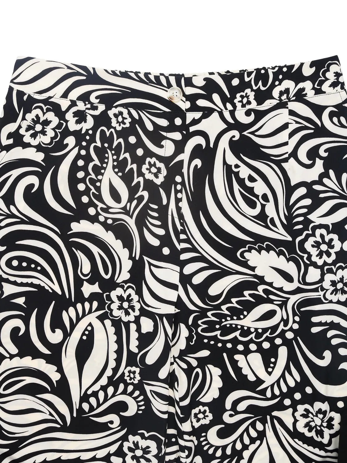 Printed wide leg pants with buttons and pockets.