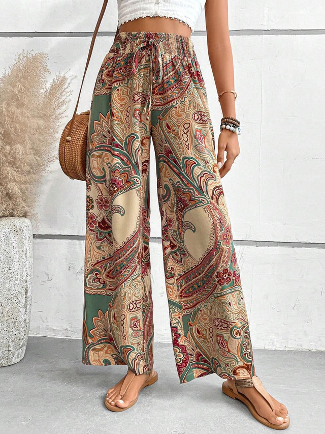 Printed wide leg pants with tie, opaque.