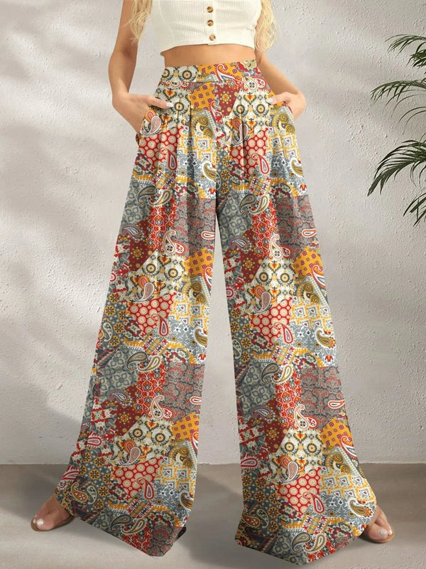 Printed wide leg pants with pockets.
