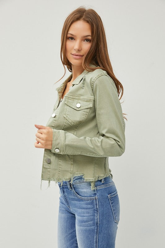 Plus size raw hem button up cropped denim jacket.