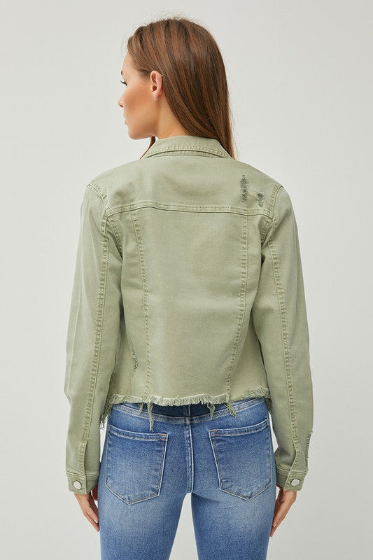 Plus size raw hem button up cropped denim jacket.