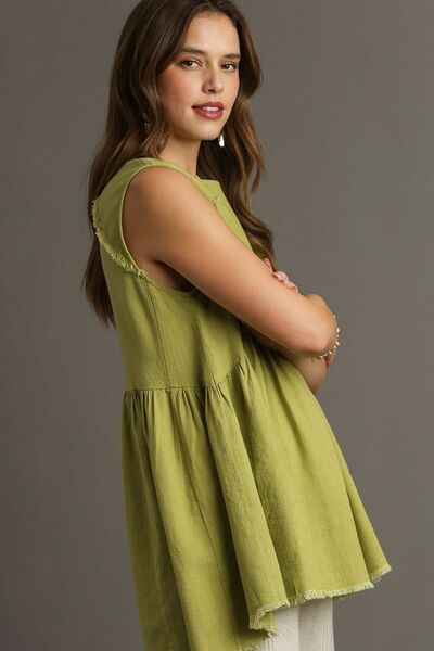 Umgee full size Raw Hem Linen Round Neck Sleeveless Top, plus size.