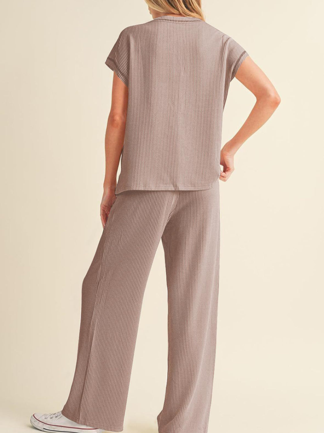 Ribbed Exposed Seam Top and Pants Set.