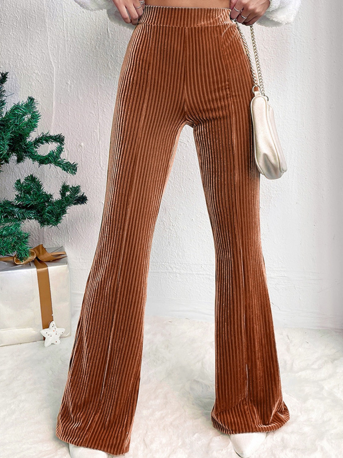 Ribbed high waist bootcut pants, opaque.