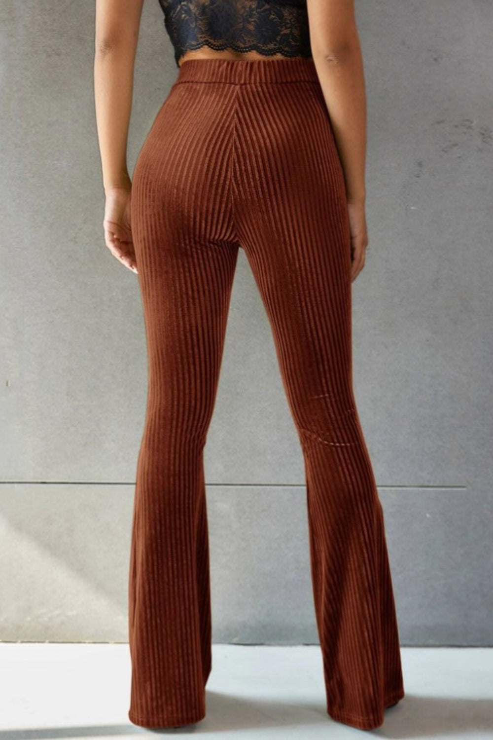 Ribbed high waist flare pants, opaque.