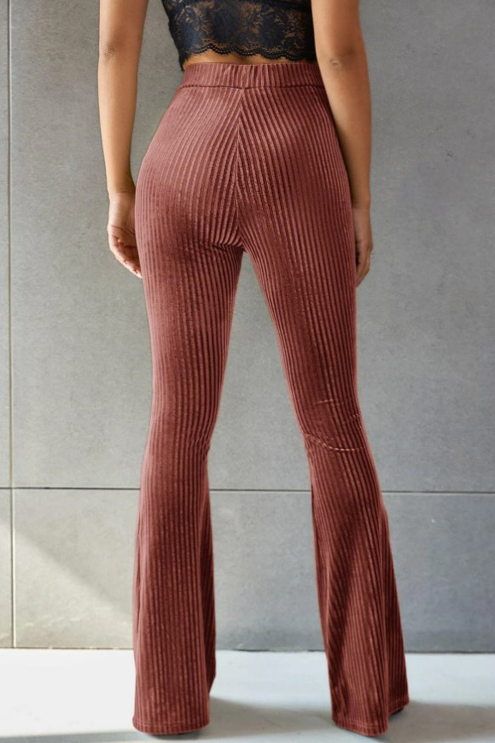 Ribbed high waist flare pants, opaque.