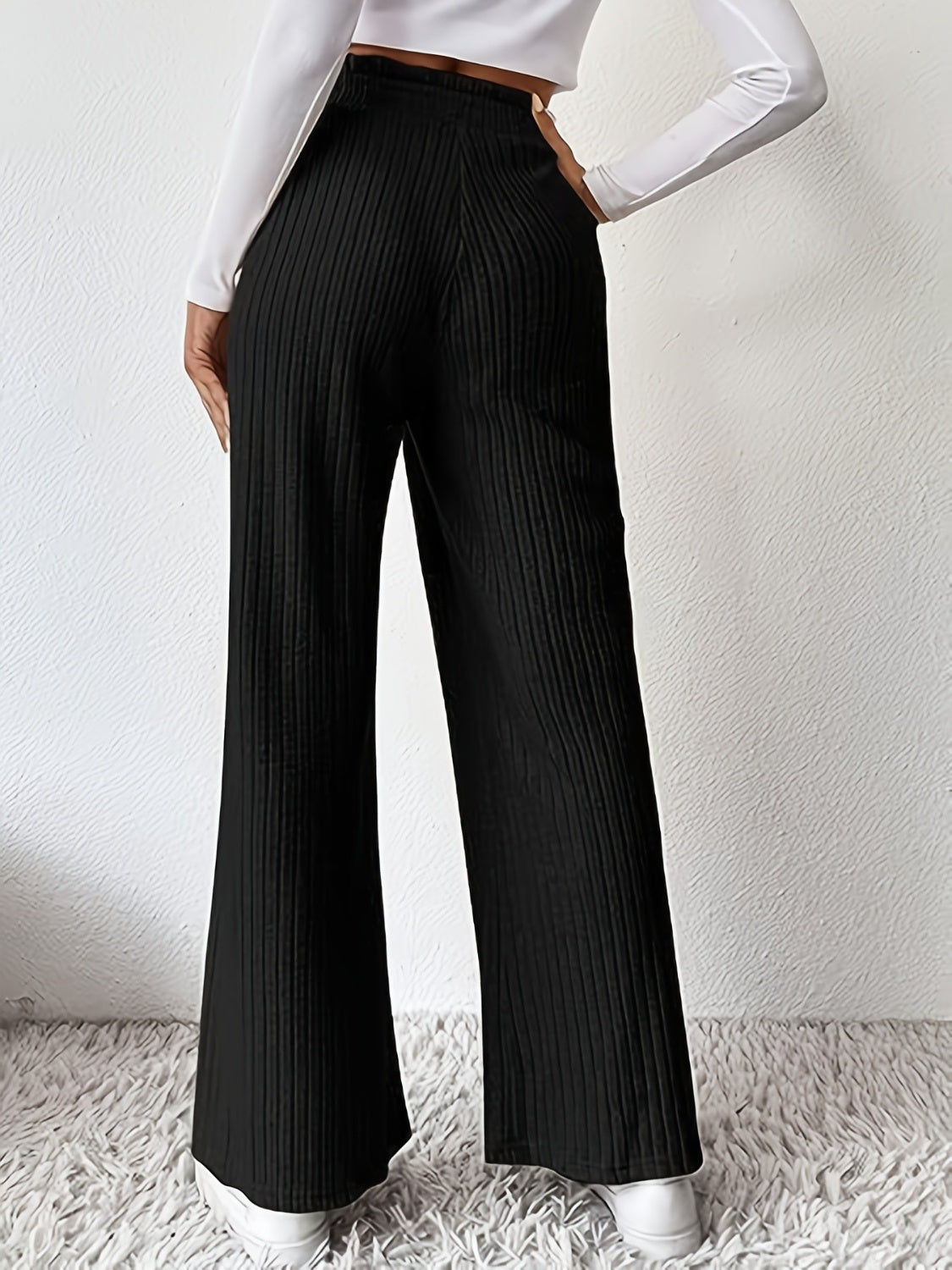 Ribbed high waist pants, opaque.