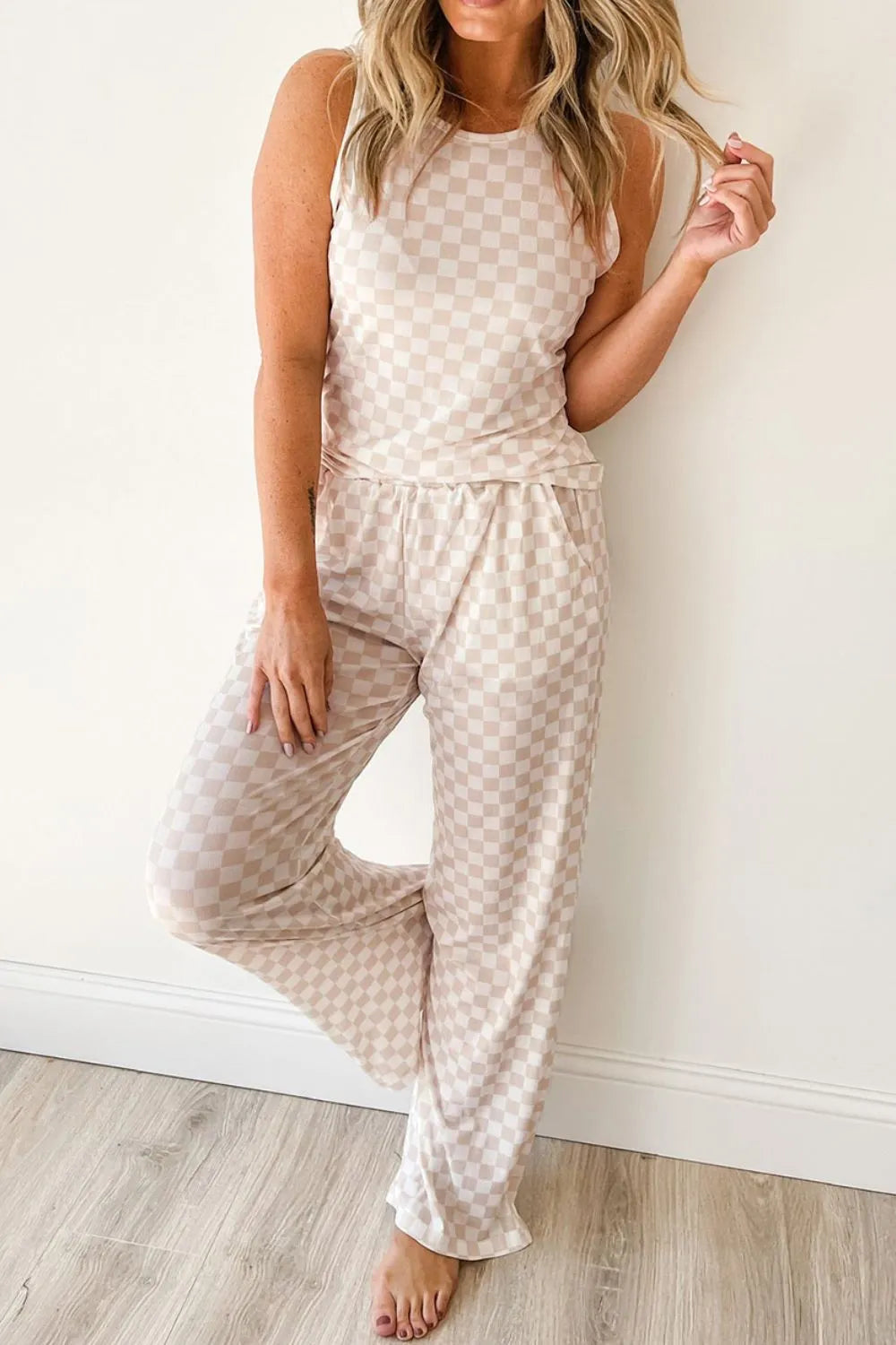 Ribbed Texture Checkered Print Tank and Pants Set.