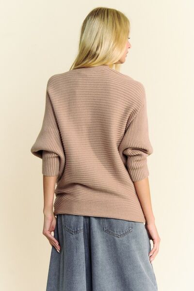 Davi Dani Round Neck Batwing Sleeve Sweater.