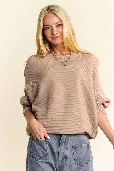 Davi Dani Round Neck Batwing Sleeve Sweater.