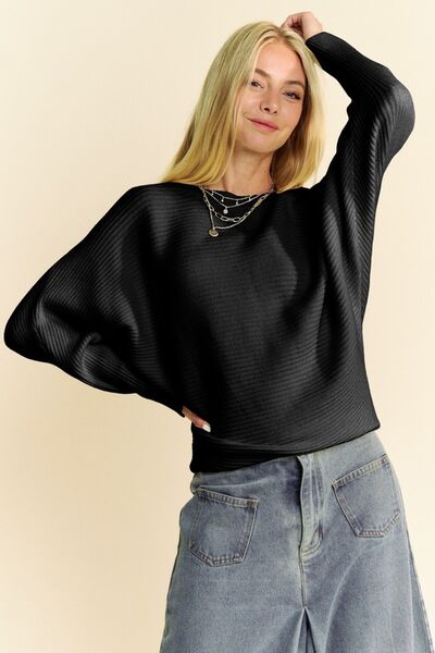 Davi Dani Round Neck Batwing Sleeve Sweater.