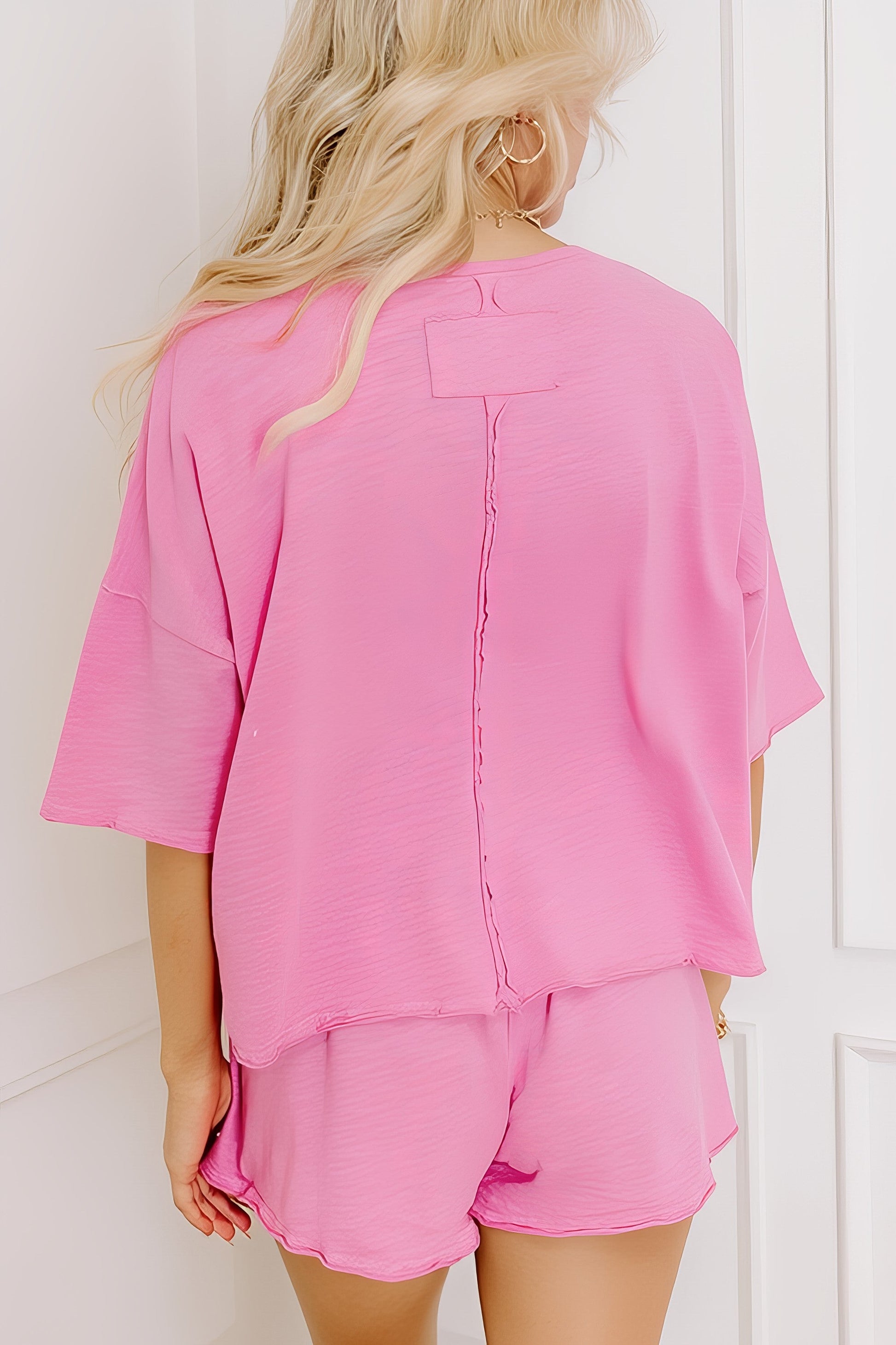 Women's round neck half sleeve top and shorts two-piece set with pockets