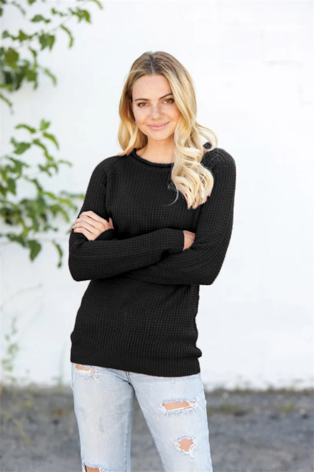 Round Neck Raglan Sleeve Sweater.