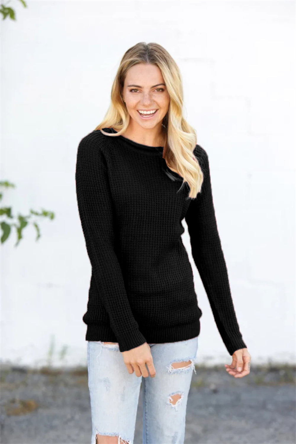 Round Neck Raglan Sleeve Sweater.