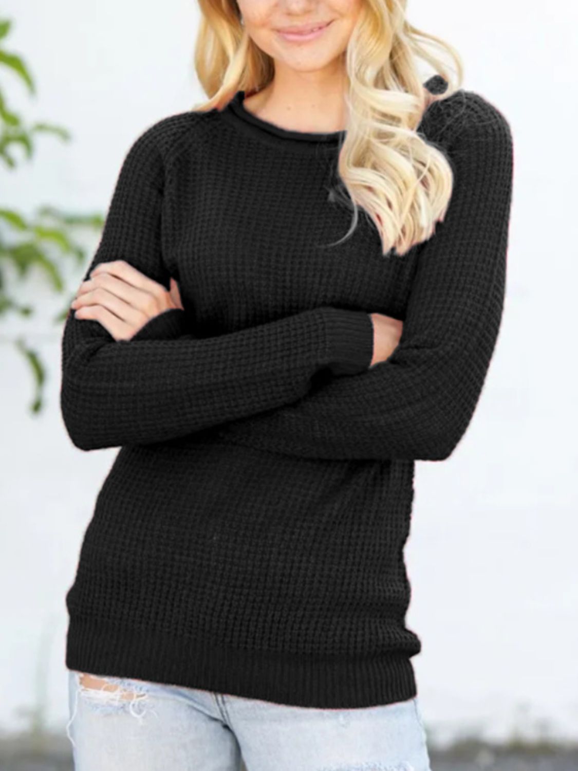 Round Neck Raglan Sleeve Sweater.
