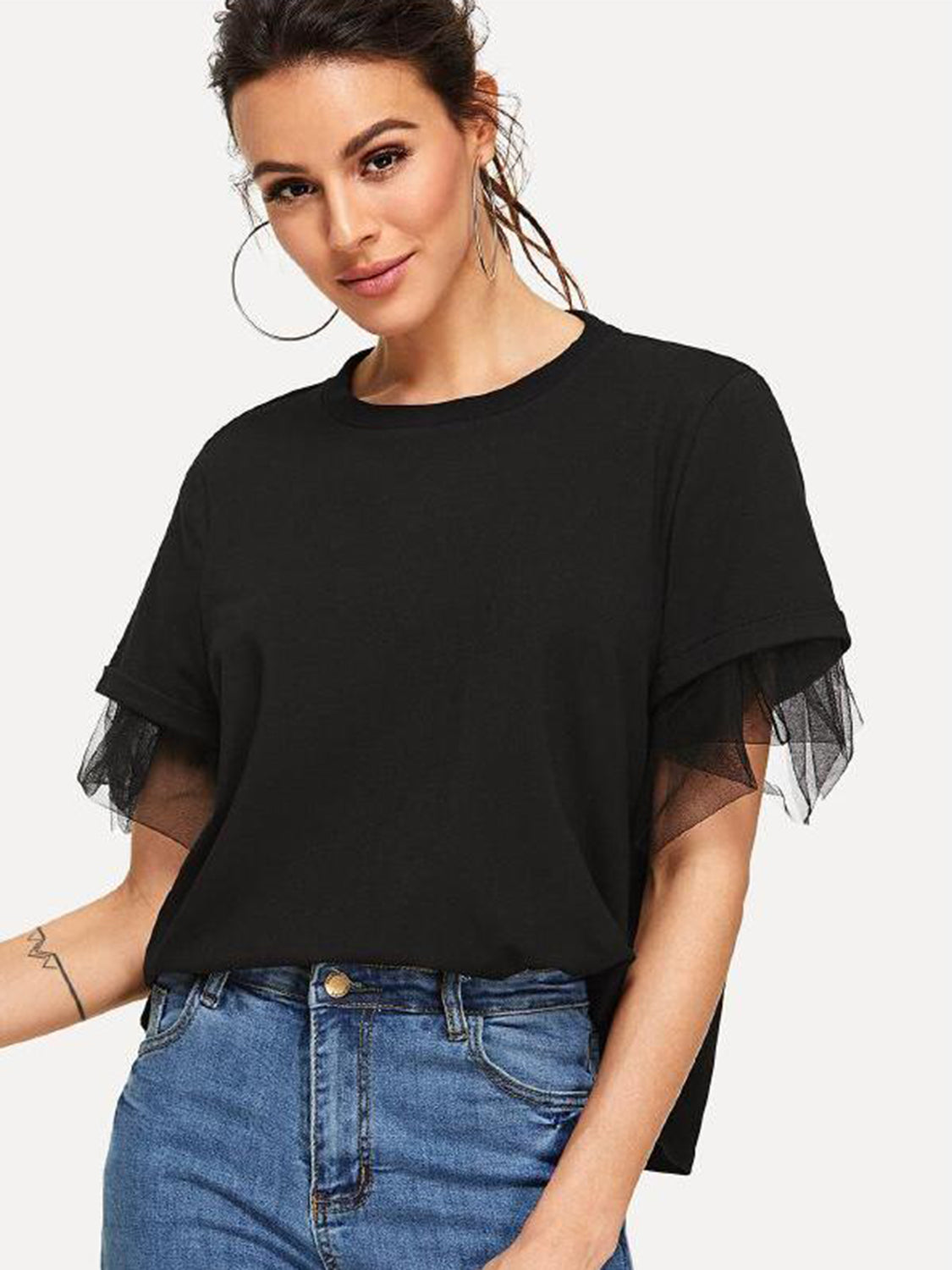 Round Neck Short Sleeve Top.
