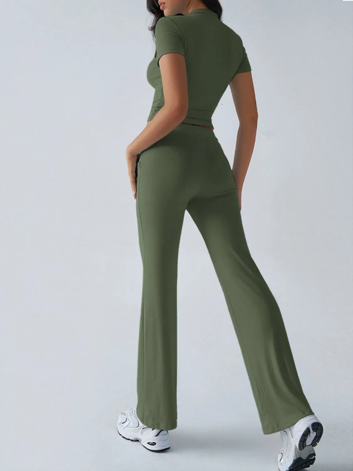 Round Neck Short Sleeve Top and Pants Set.