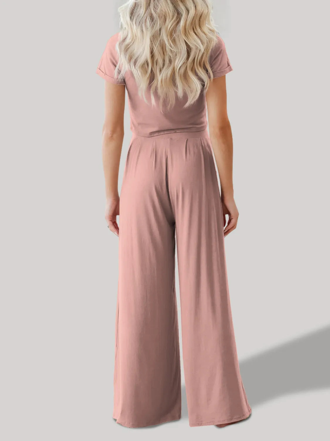 Round Neck Short Sleeve Top and Pants Set.