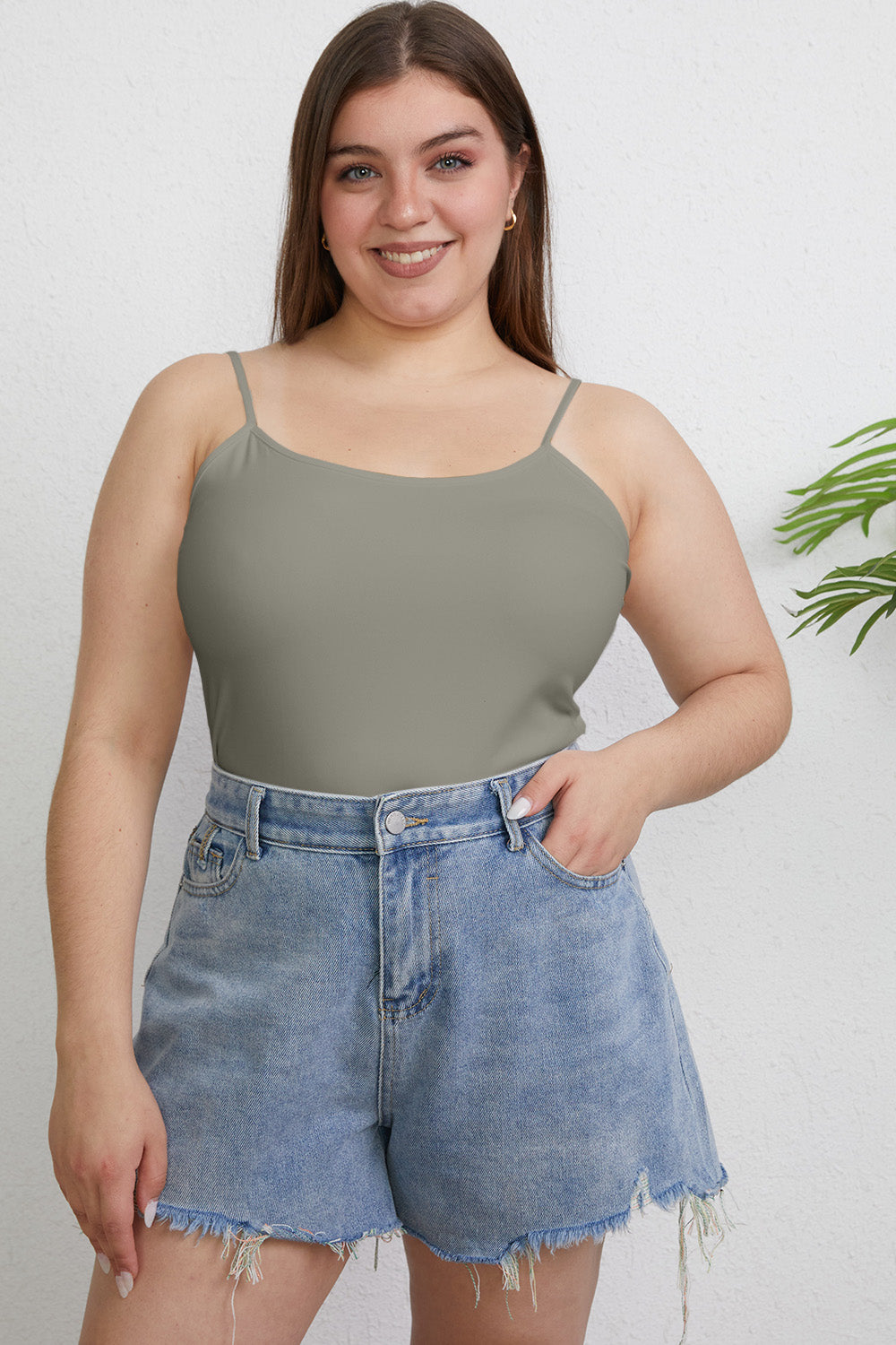 Full size round neck slim cami.