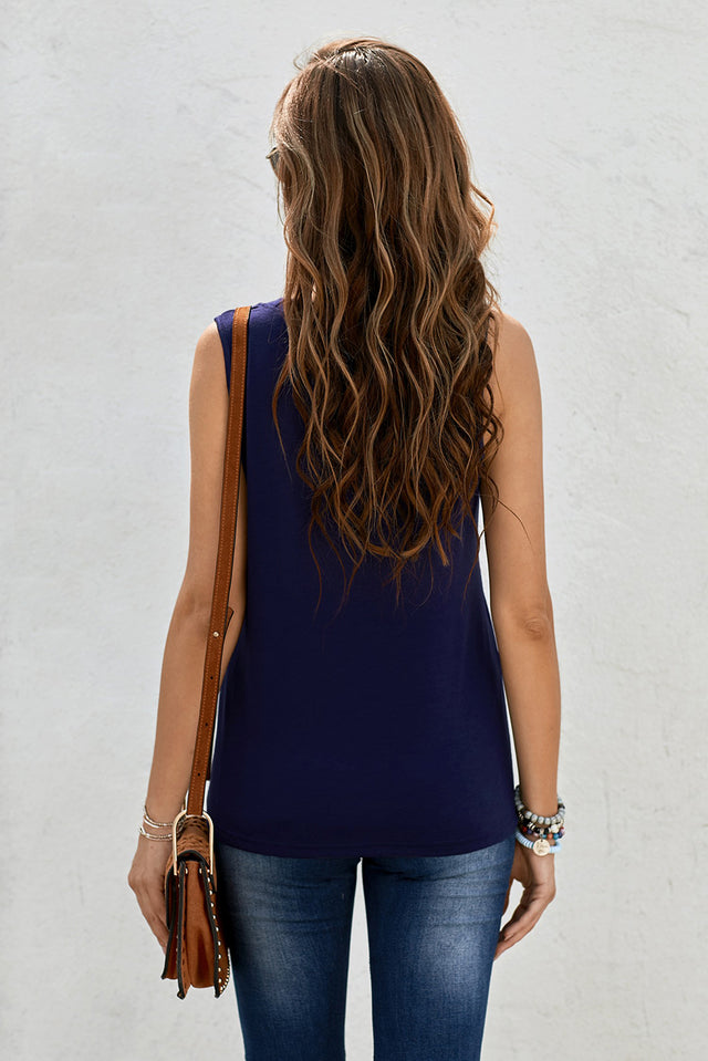 Round neck tank top.
