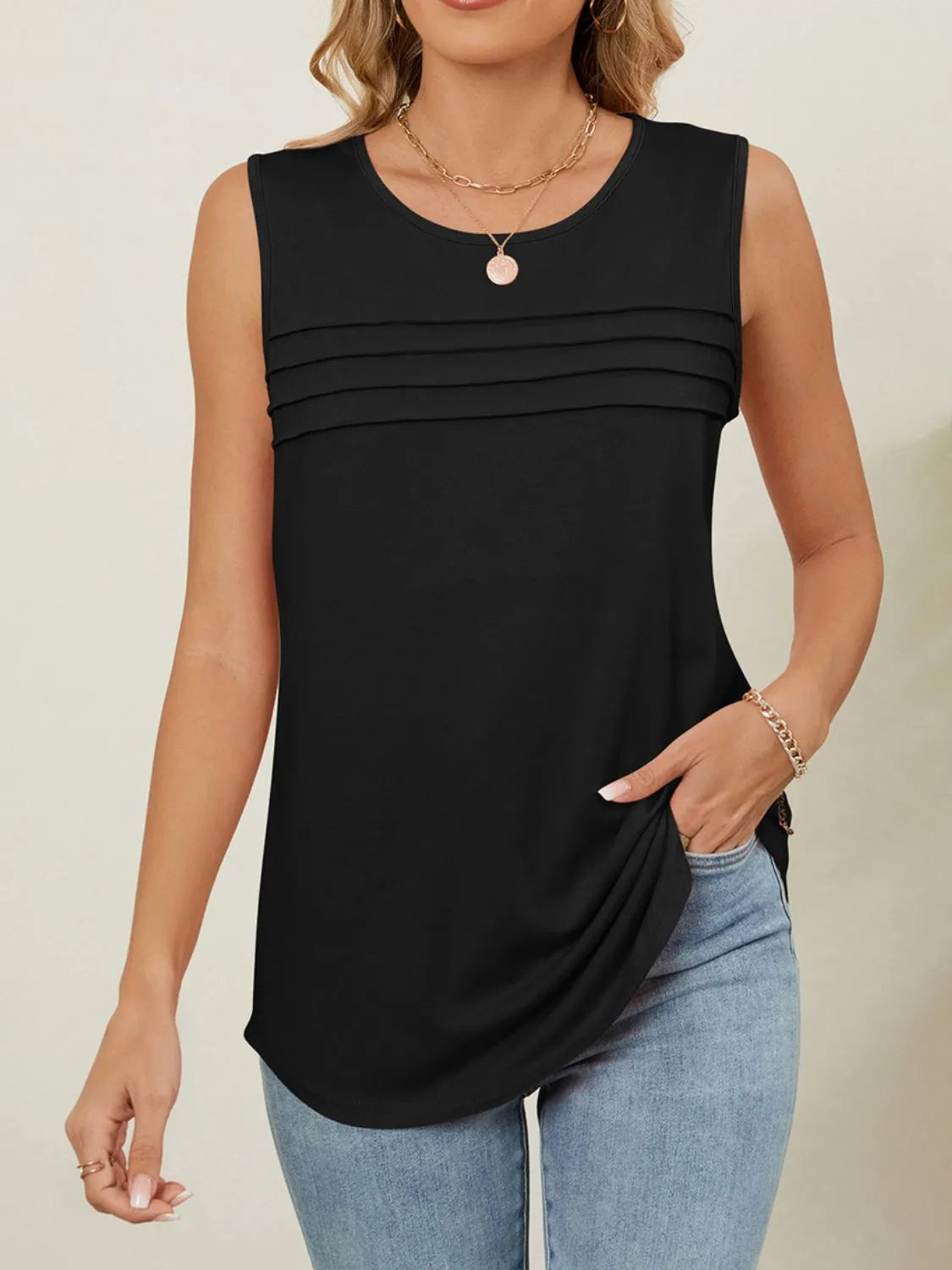 Round neck tank top.