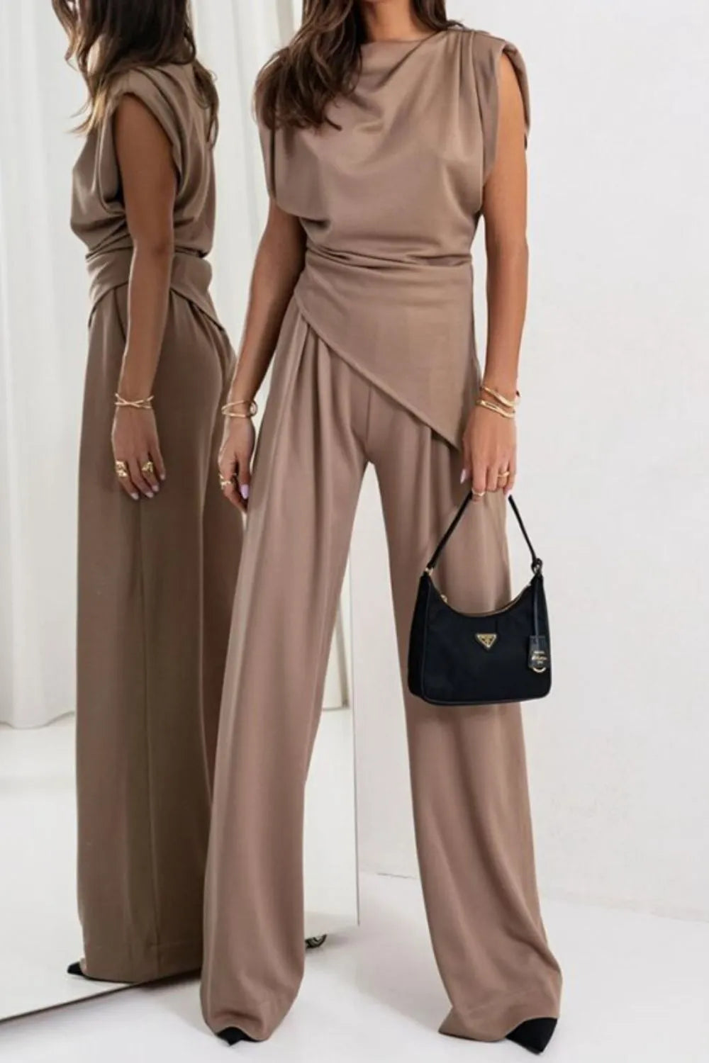 Round Neck Top and Pants Set.