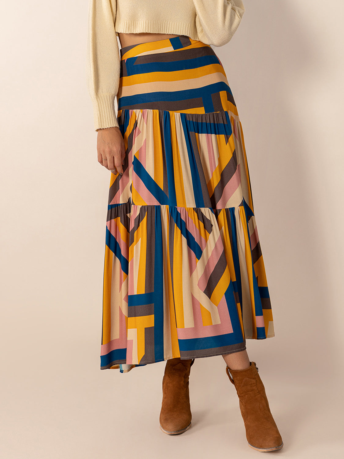 Ruched Elastic Waist Contrast Midi Skirt.
