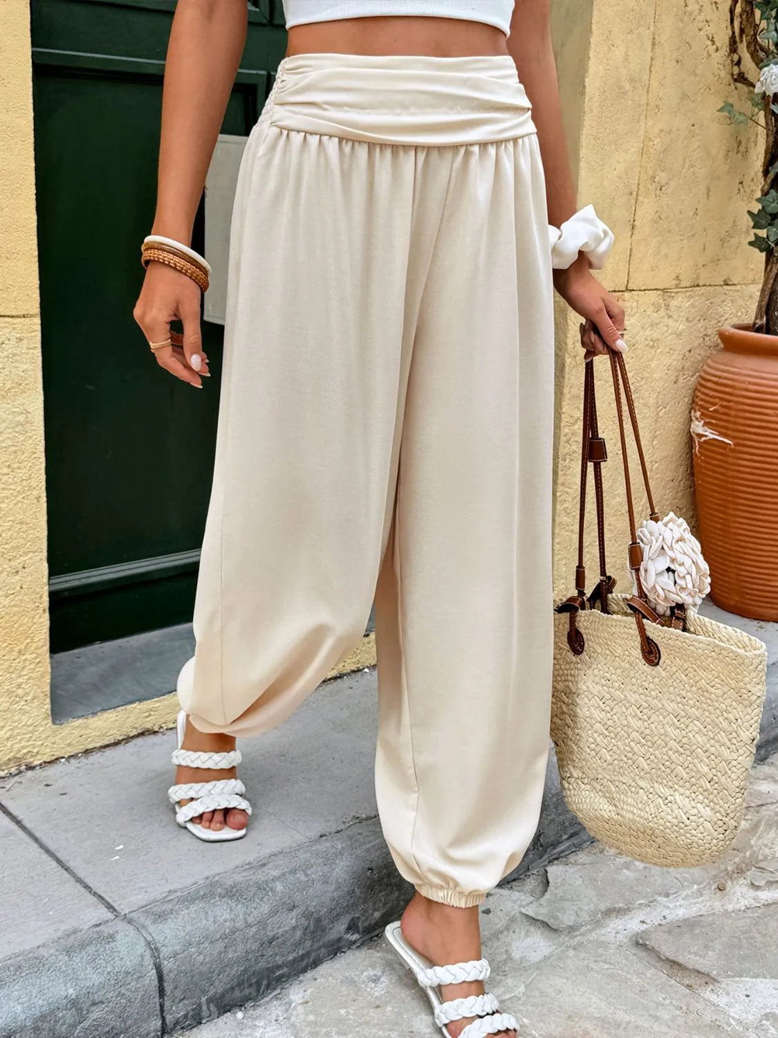 Ruched high waist joggers.