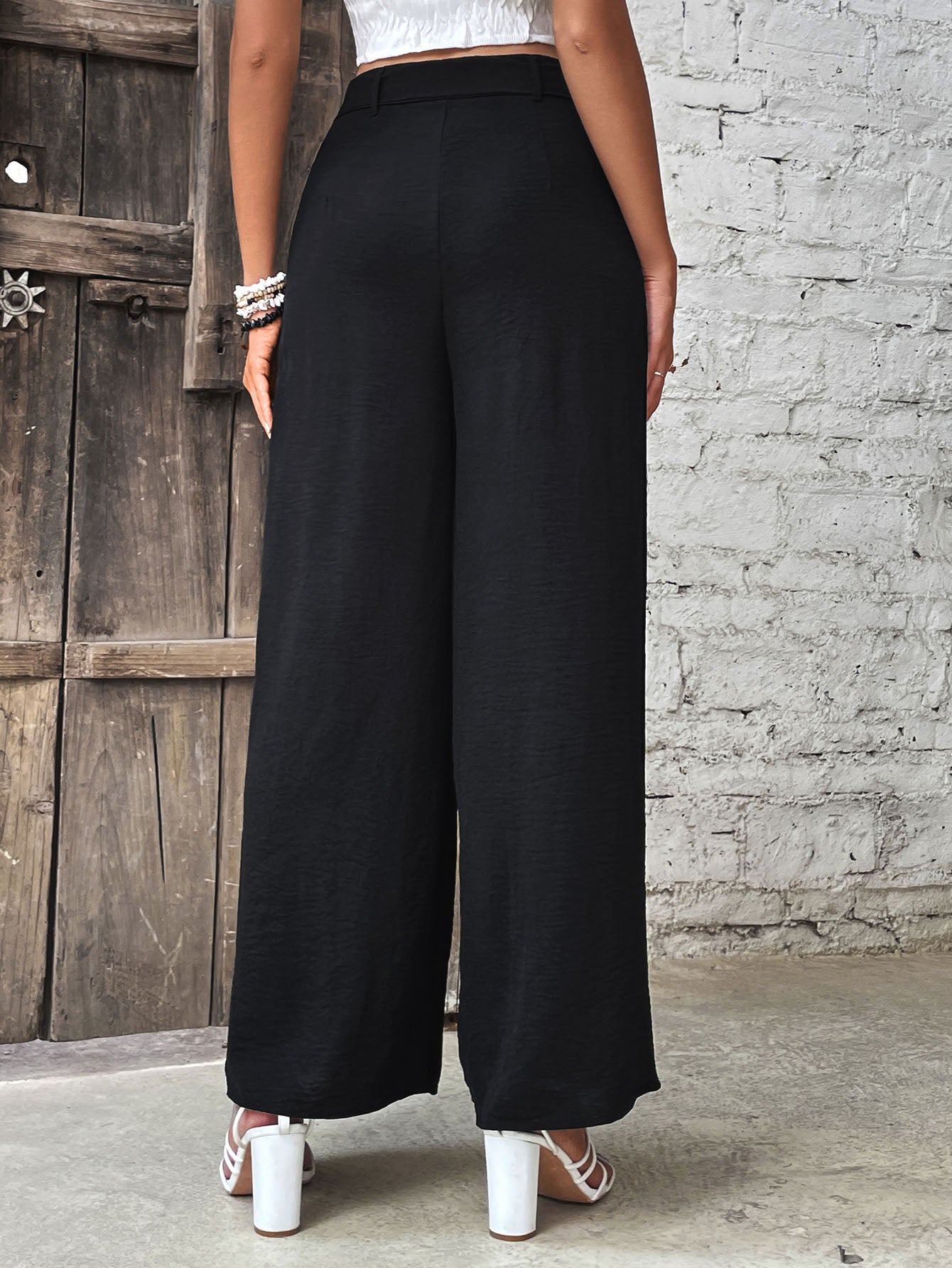 Ruched high waist wide leg pants, office style.