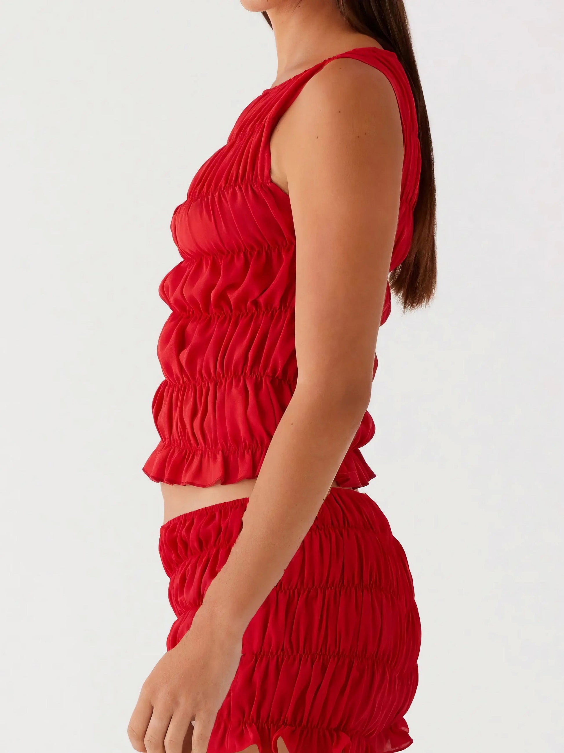 Ruched texture tank and shorts two-piece set, women's stylish two-piece outfit, comfortable ruched texture, smocked details, non-stretch polyester cotton blend, ideal for a unique and comfortable casual look