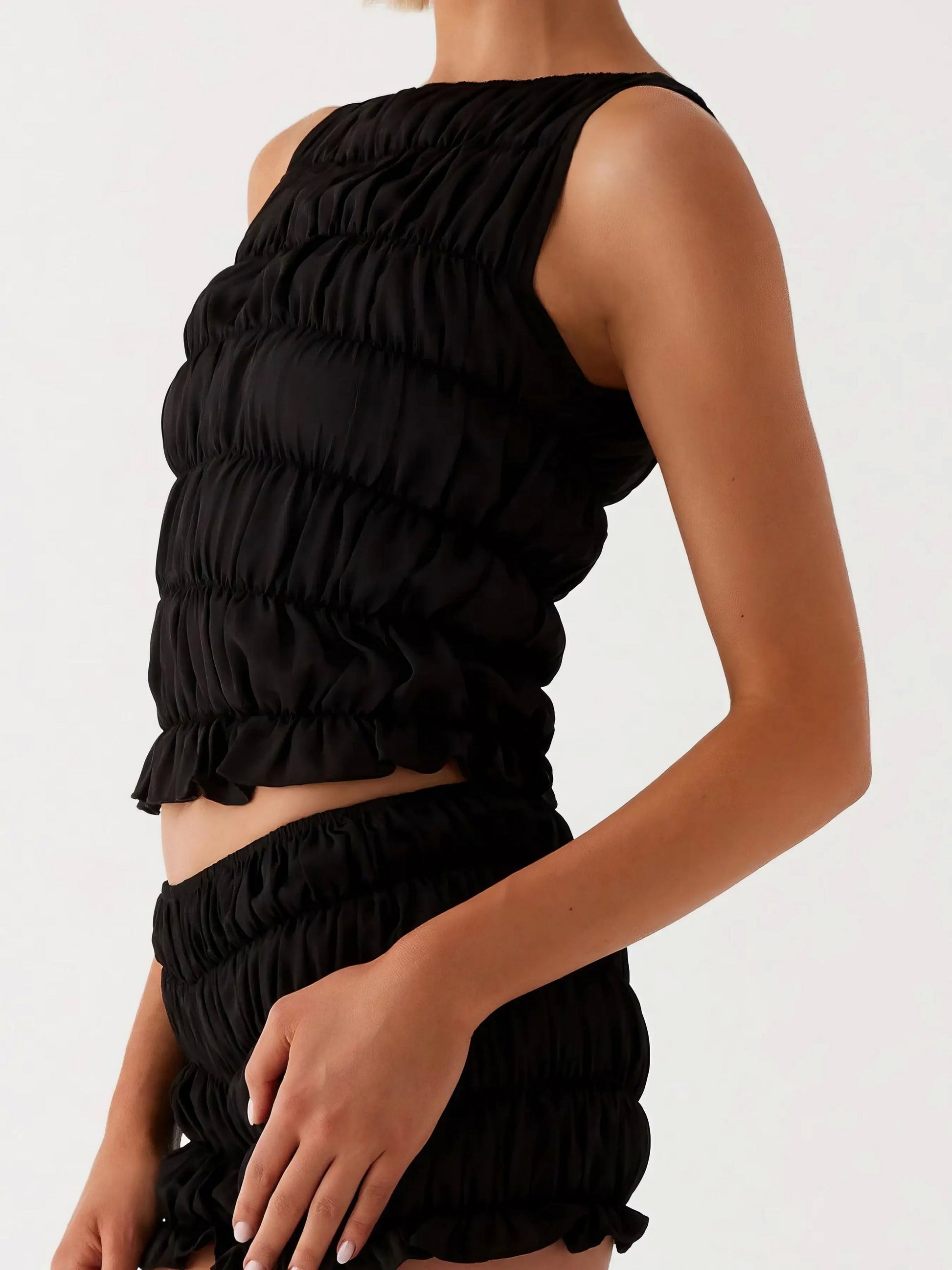 Ruched texture tank and shorts two-piece set, women's stylish two-piece outfit, comfortable ruched texture, smocked details, non-stretch polyester cotton blend, ideal for a unique and comfortable casual look