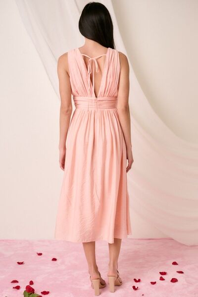 Mittoshop Ruched V-Neck Sleeveless Midi Dress.